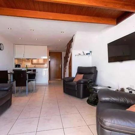 Fuer 4 Personen 1 Kind Ca 70 M In Playa De Americas, Teneriffa Westkueste Von Teneriffa דירה *